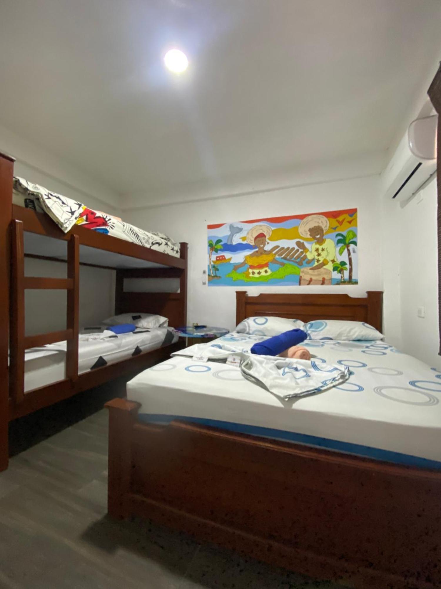 Acuarios Hostal Playa Ladrilleros 外观 照片