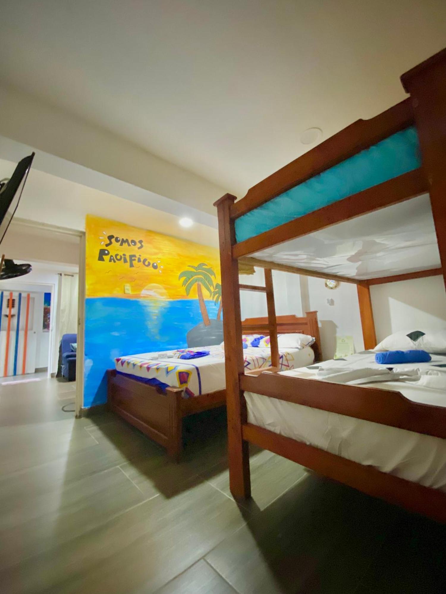 Acuarios Hostal Playa Ladrilleros 外观 照片