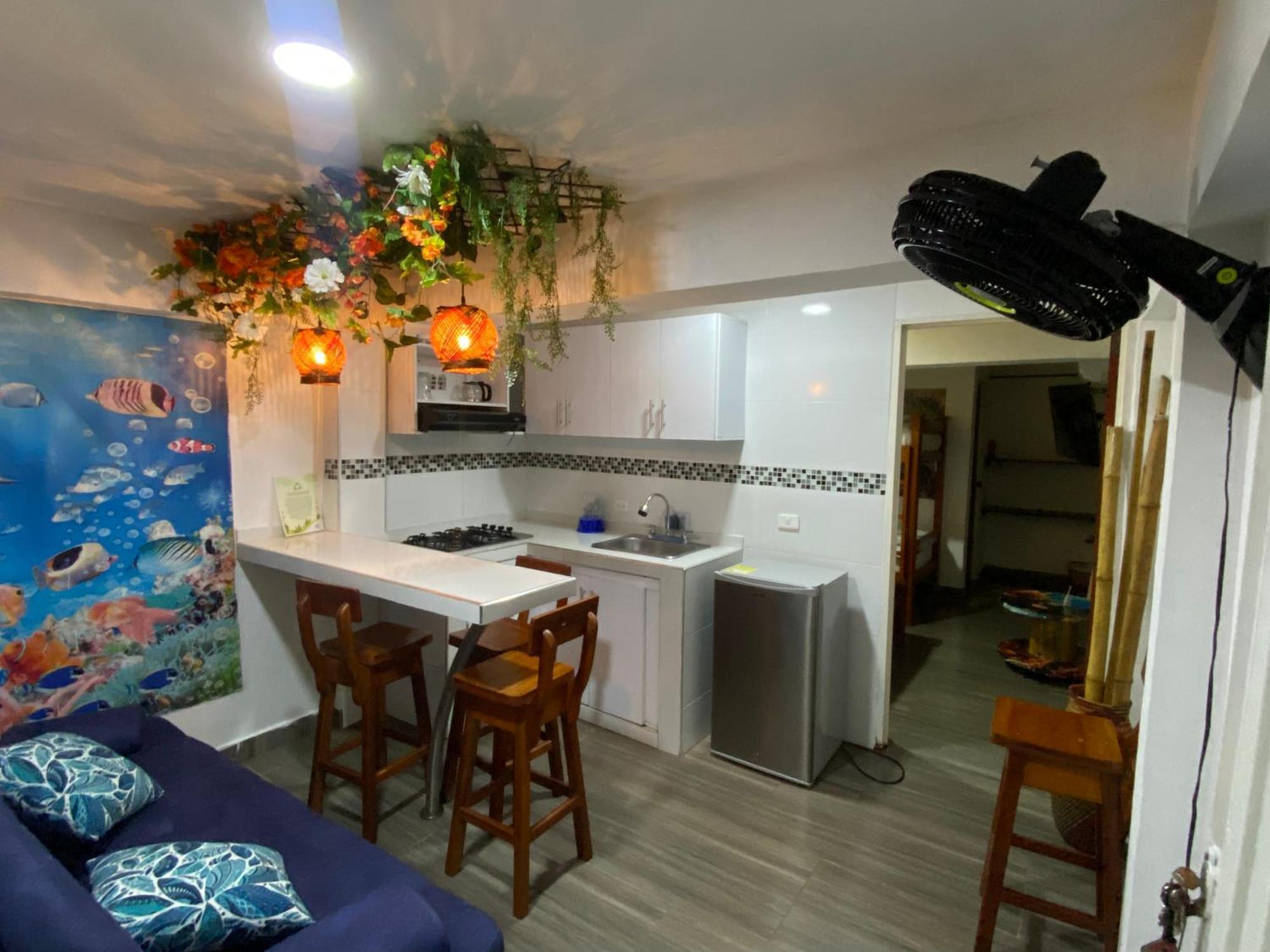 Acuarios Hostal Playa Ladrilleros 外观 照片